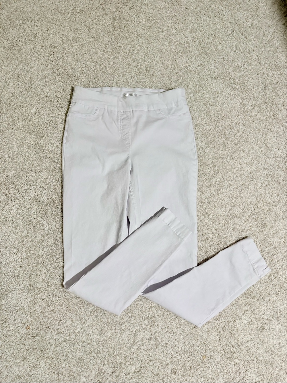 VENUS White Pull-On Skinny Pants – Size Medium
